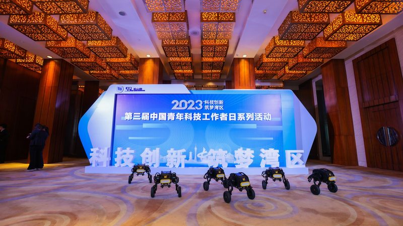 企业级搜索故障排查：技术对比与关键考量